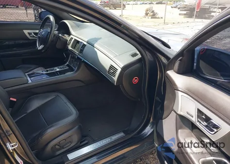 2015 Jaguar Xf 3.0 Portfolio/3.0 Sport from USA, damaged, VIN SAJWA0F74F8U76324